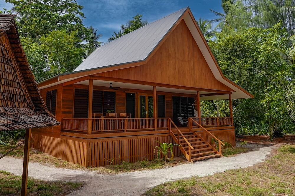 Uepi Island - Two Bedroom Beach House