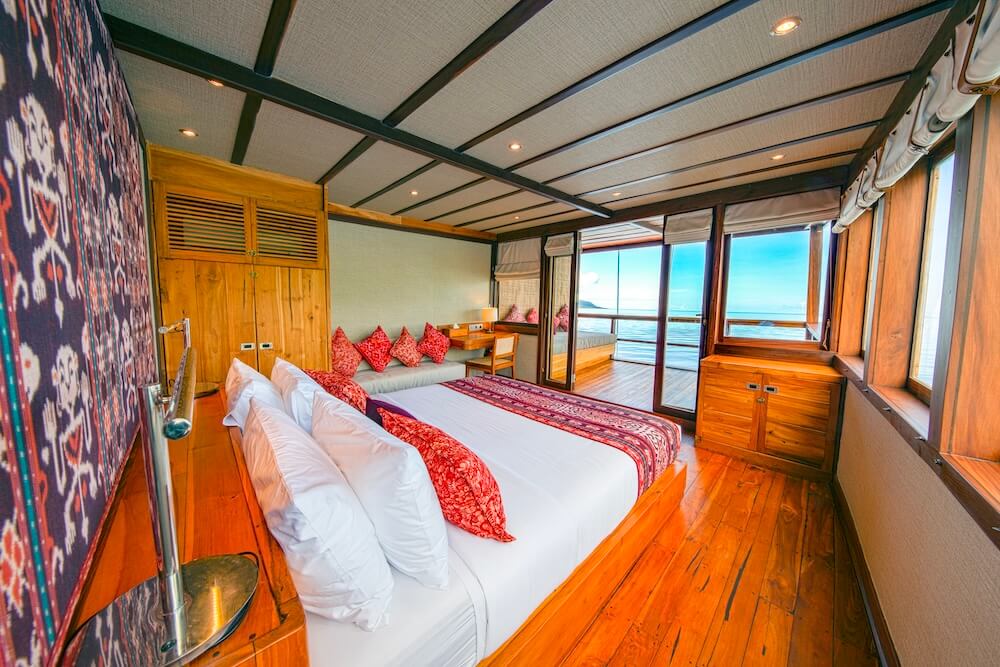 Coralia Liveaboard Master Cabin
